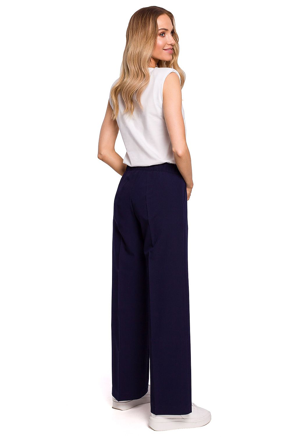  Trousers model 152652 Moe 