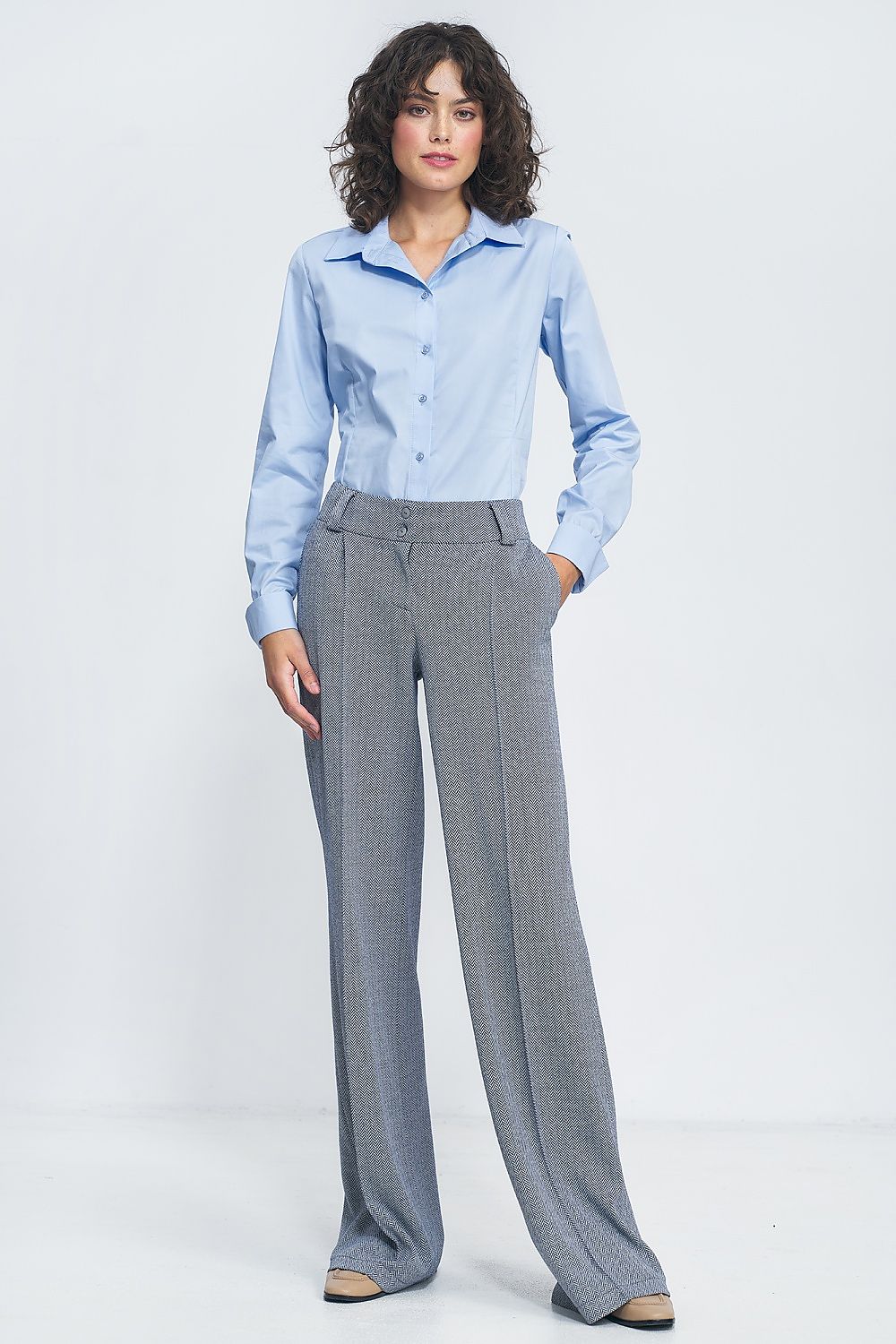  Trousers model 185192 Nife 